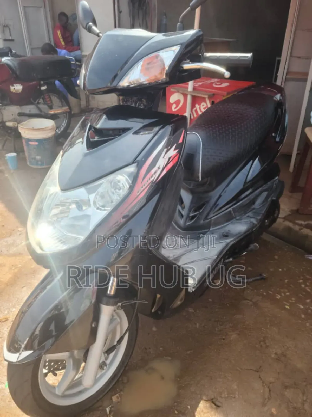 Yamaha 2011 Black
