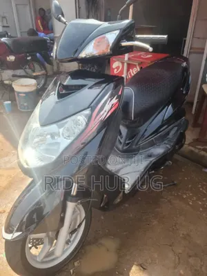 Yamaha 2011 Black