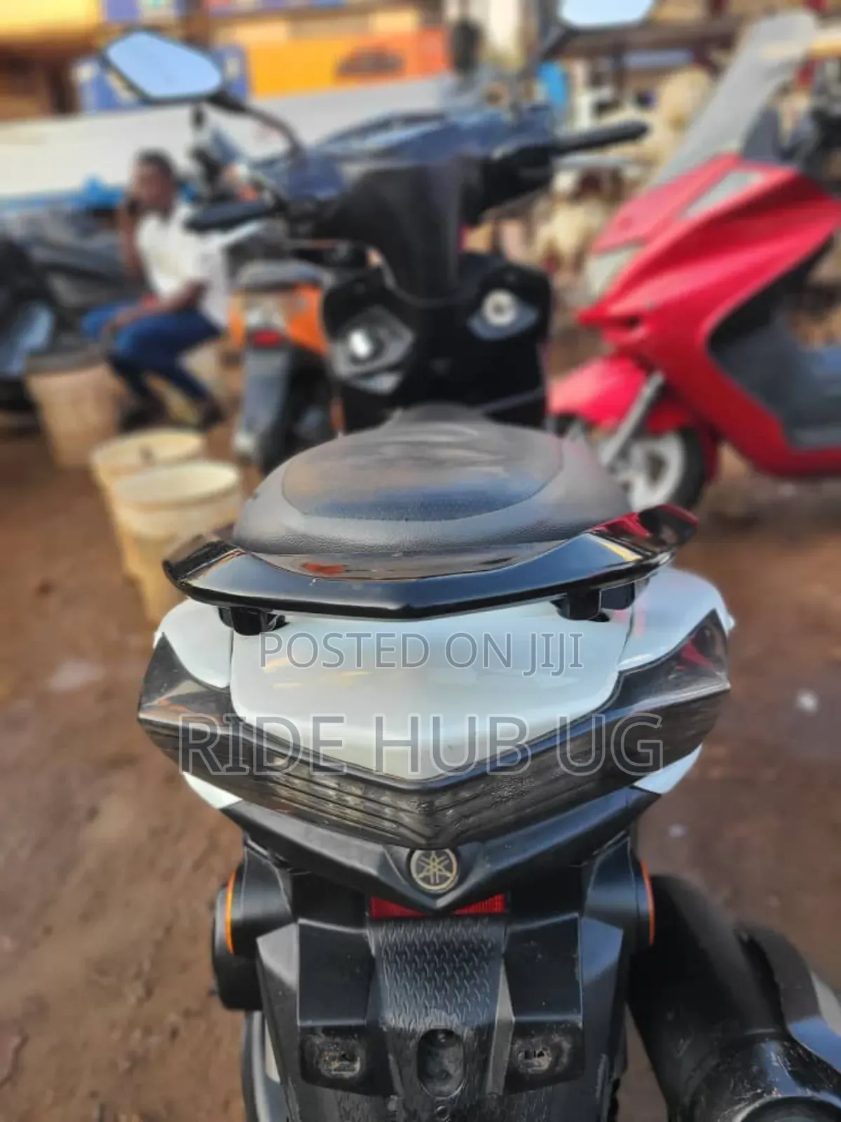 Yamaha 2011 White