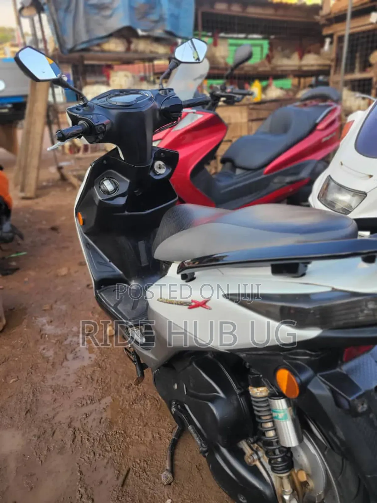 Yamaha 2011 White