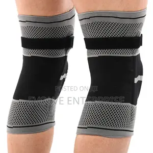 Elastic Compression Sports Knee Pads With a Fixing Strap Knee Brace