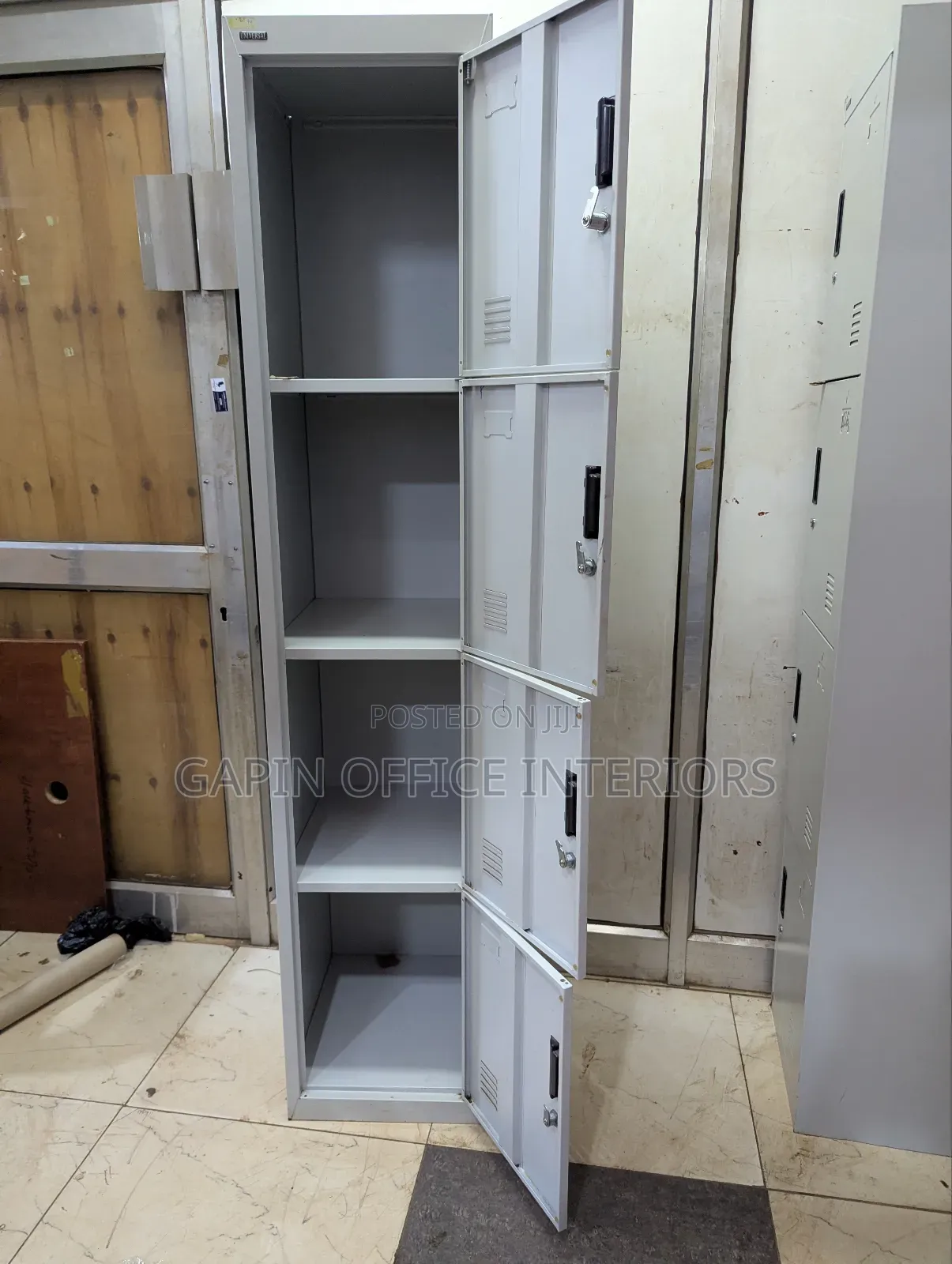 Second Hand 4 Locker Filing Cabinet, Each Drawer With Its Own Kéy