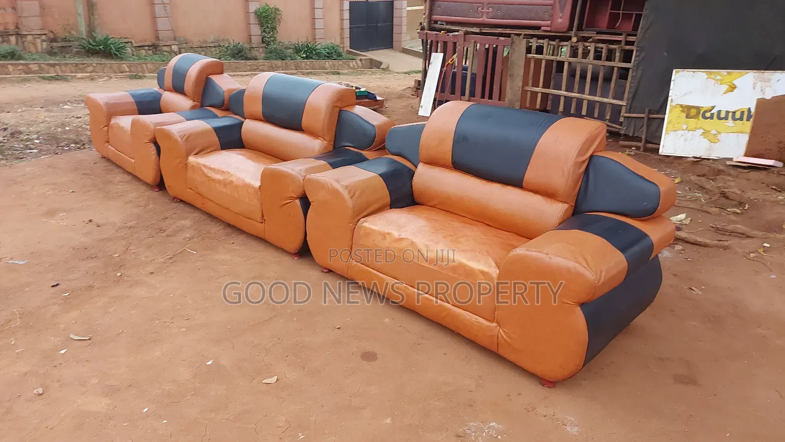 Beautiful Giant Five Seaters Sofas Set (Used)