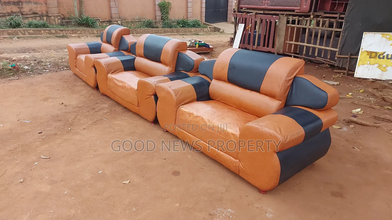 Beautiful Giant Five Seaters Sofas Set (Used)
