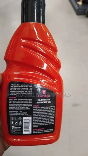 Flamingo Color Miracle Radiant Red Wax.