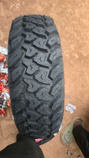 235/75r15 M/T Off Road Tyres for Regius,Hilux,Pajero