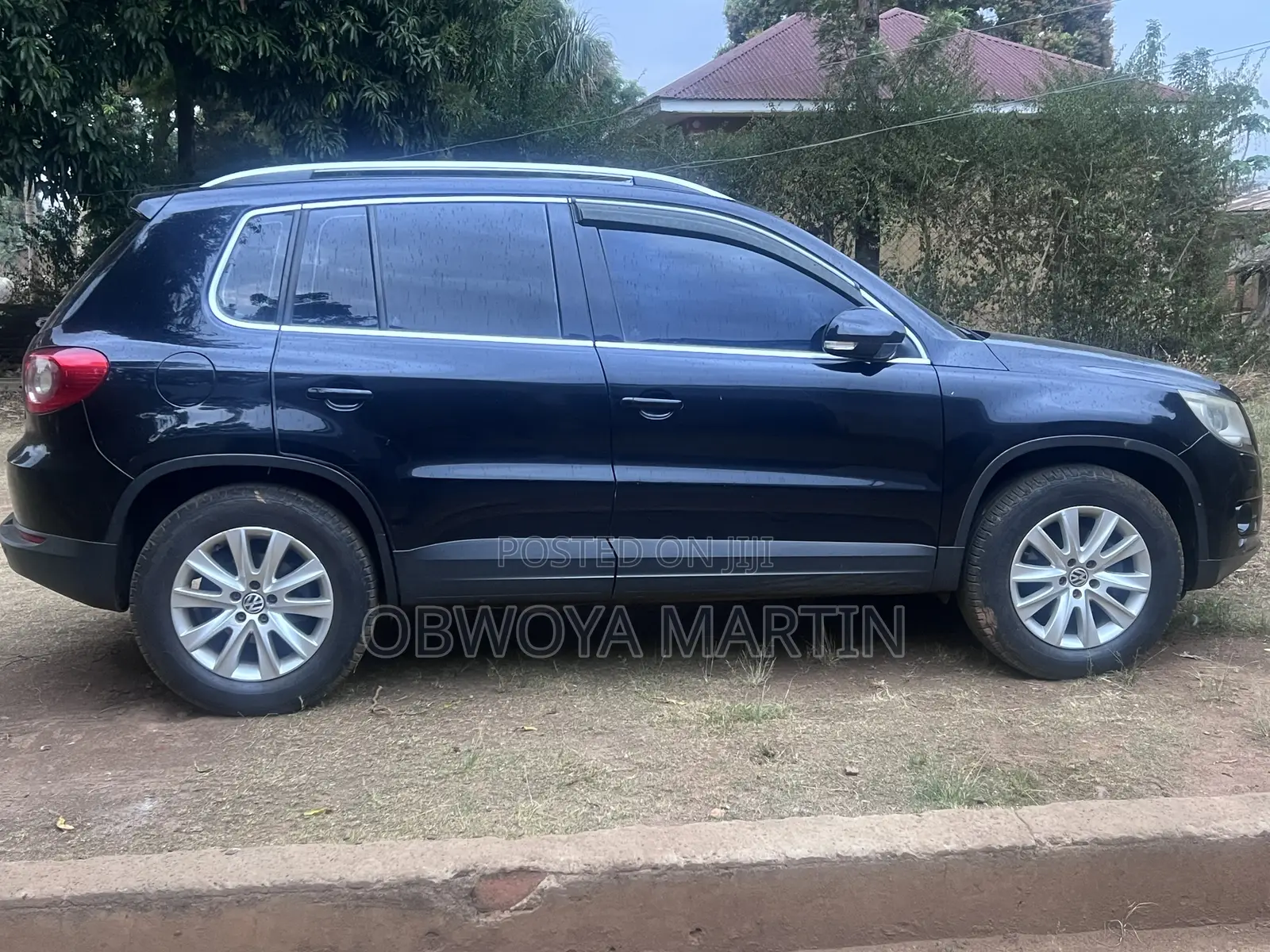 Volkswagen Tiguan S 4Motion 2010 Black