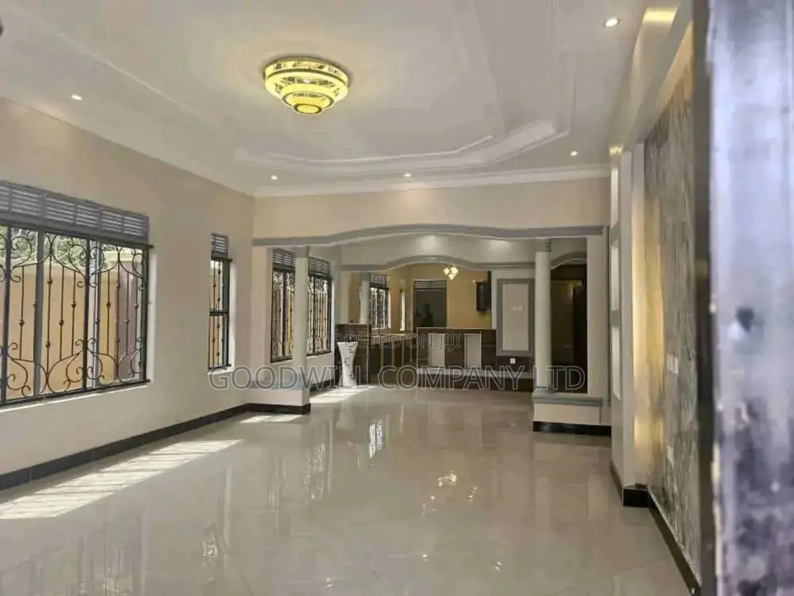 5bdrm House in Kasangati, Central Division for sale