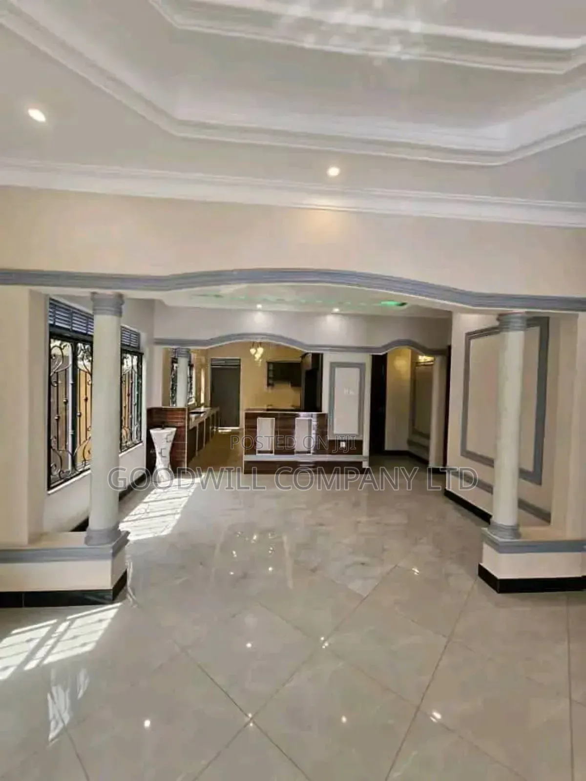5bdrm House in Kasangati, Central Division for sale