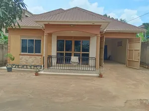3bdrm House in Kiwanga, Central Division for sale