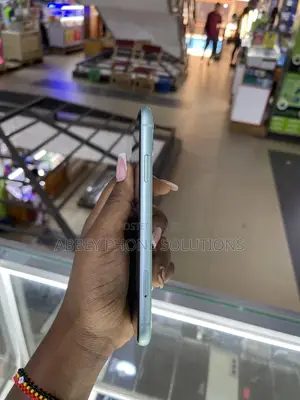 Apple iPhone 11 64 GB Green