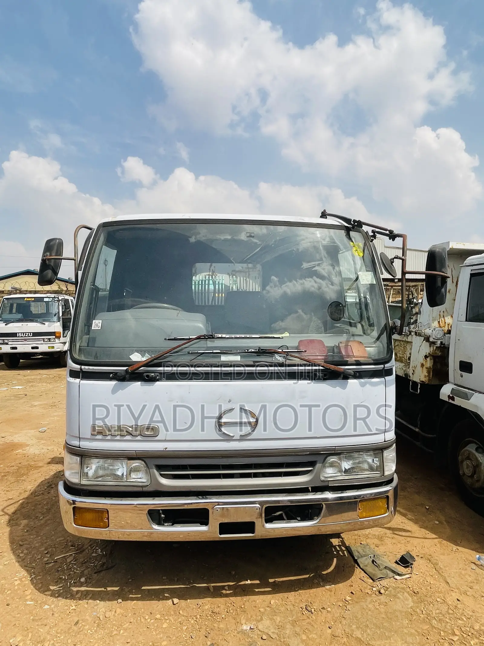 Hino Dumper Silver Color