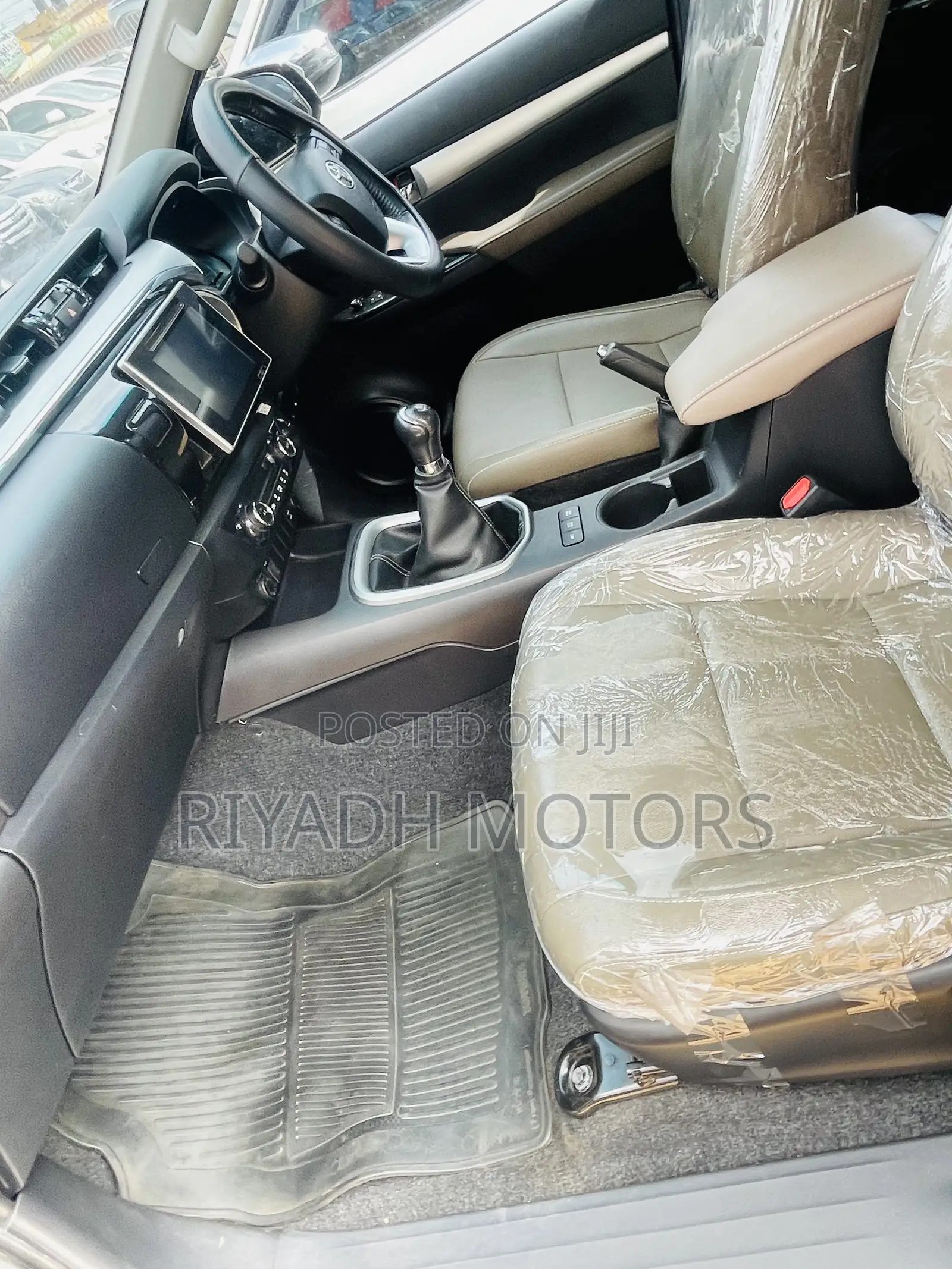 Toyota Hilux Revo Single Cab Deisel 2.8 AWD 2017 Gray