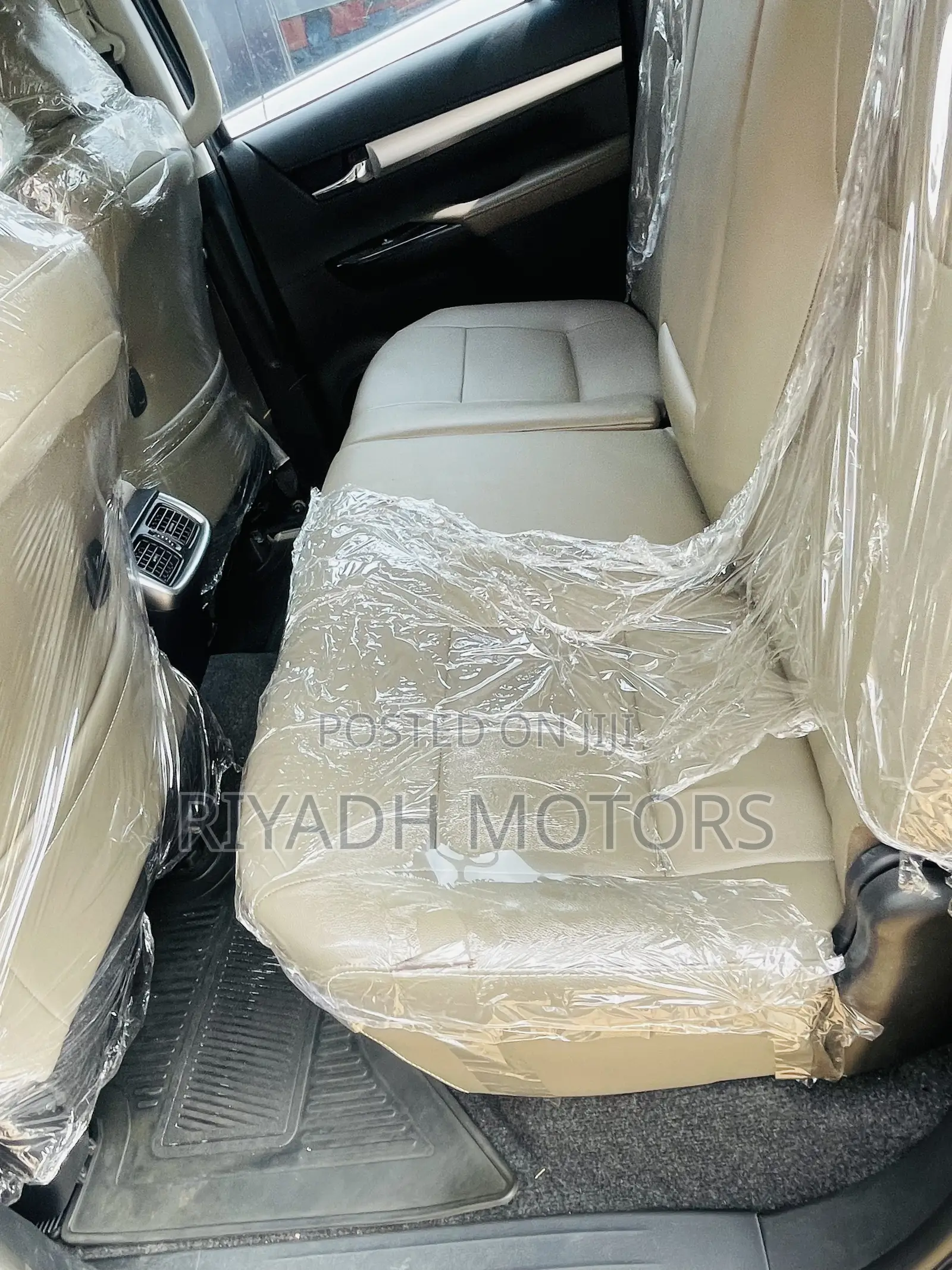 Toyota Hilux Revo Single Cab Deisel 2.8 AWD 2017 Gray