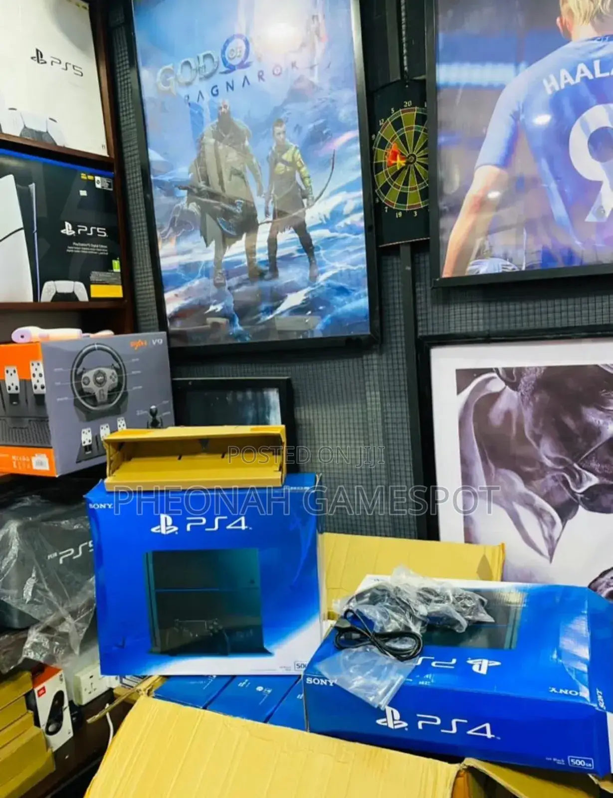 Refurbished Reboxed Repackaged Playstation 4 Standard. Chipped, Games