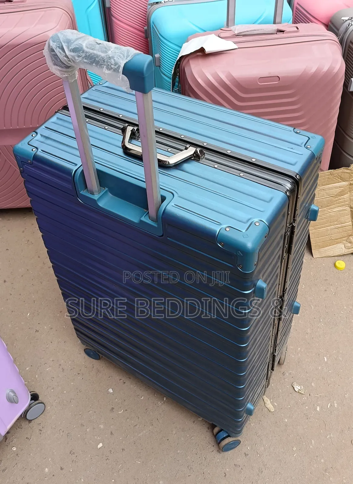 Big Size Generic Suitcase