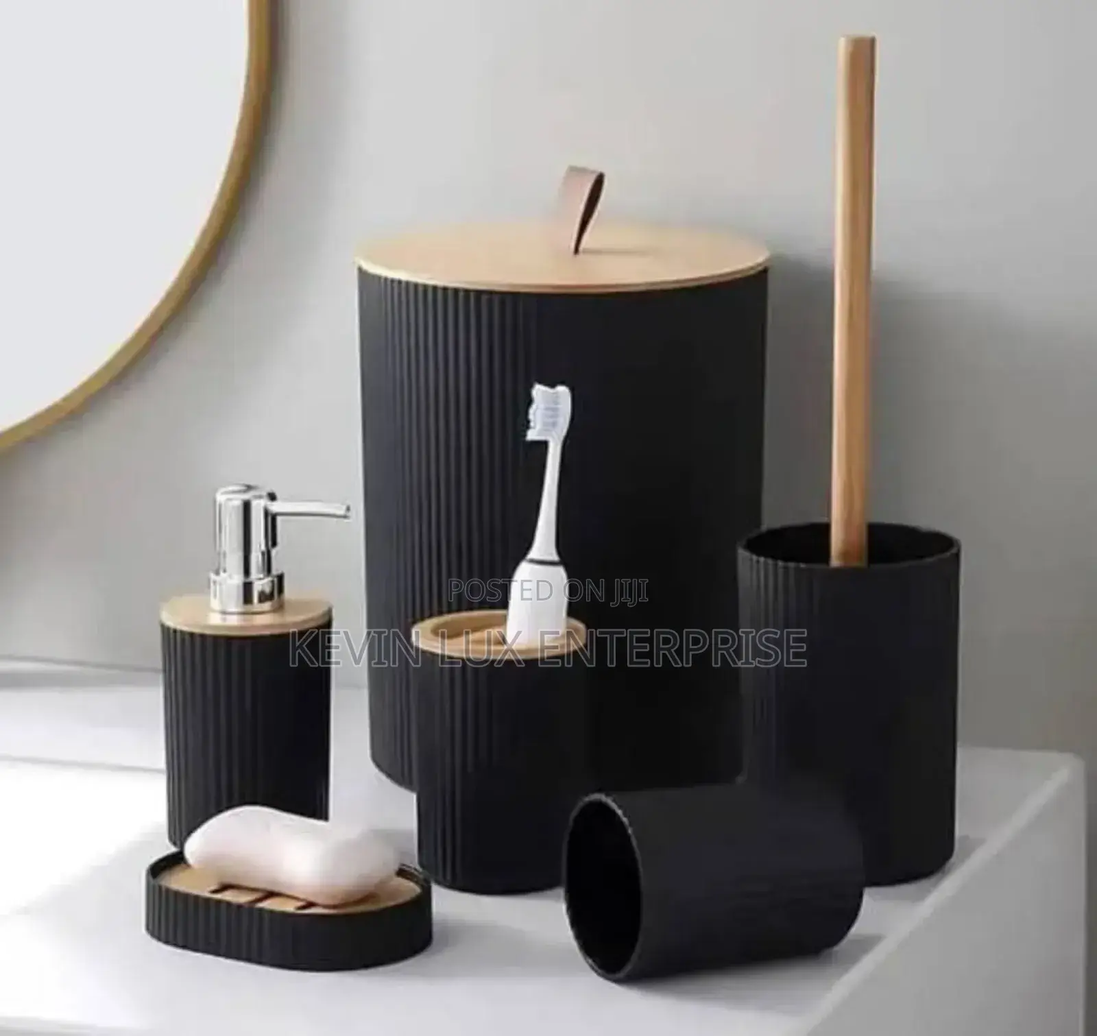 Bathroom Accessories Set