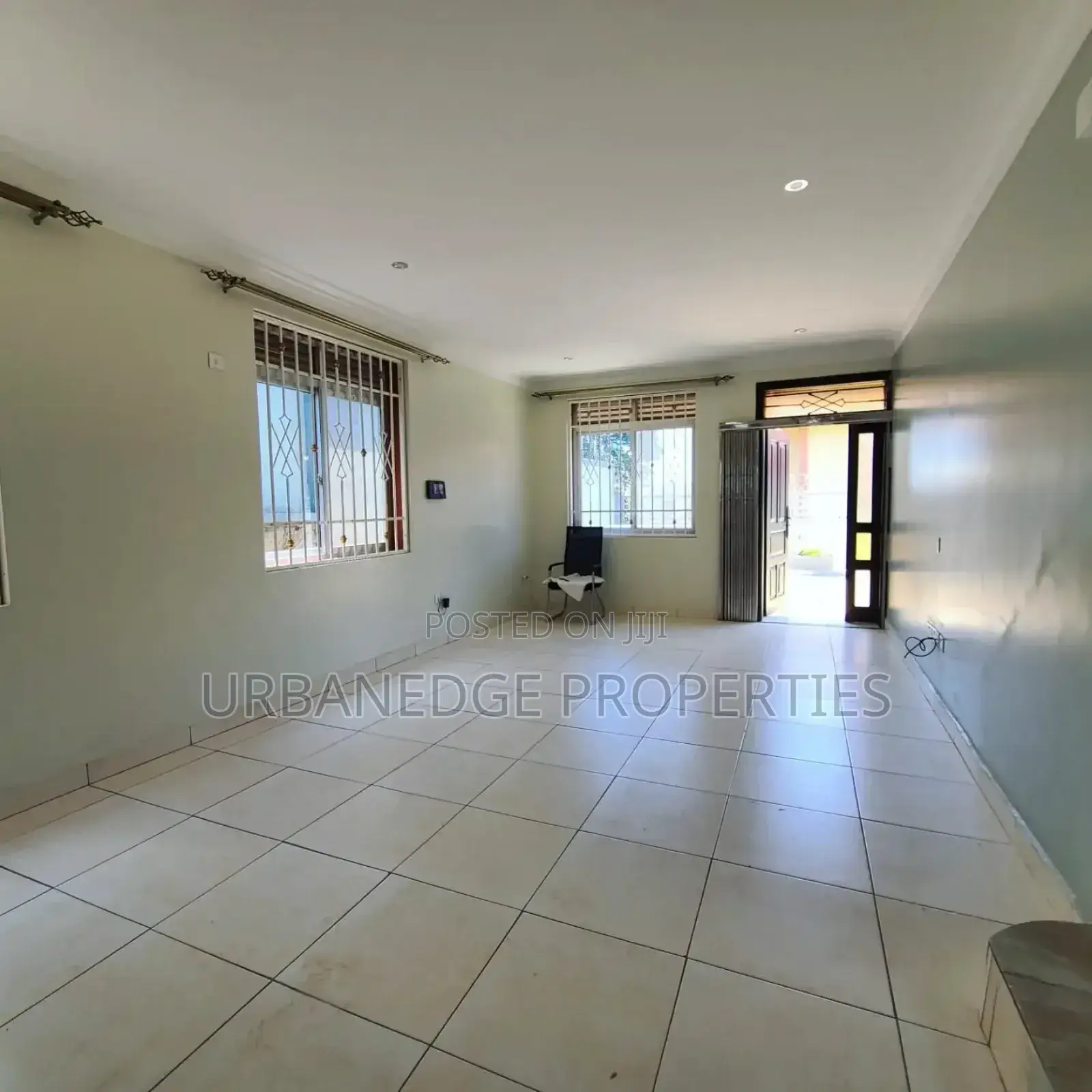4bdrm Villa in Muyenga Bukasa, Central Division for rent
