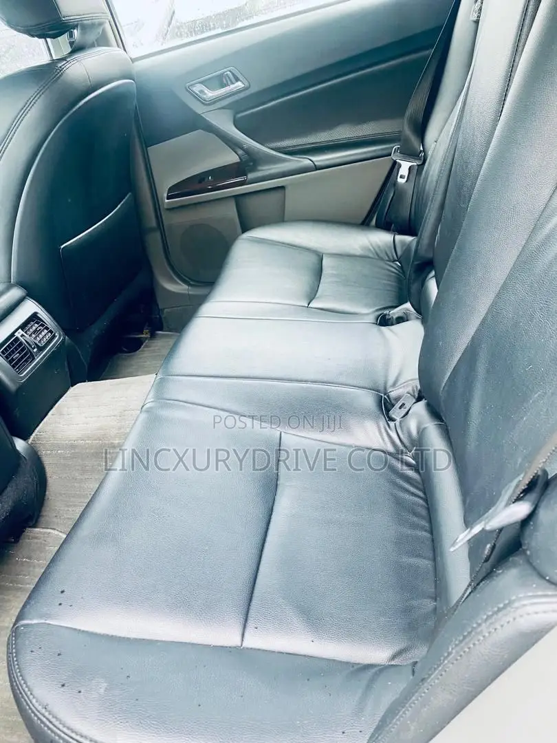 Toyota Mark X Available for Hire