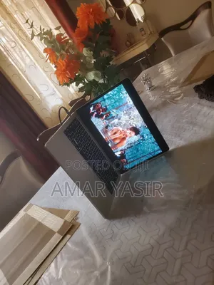 Laptop Apple MacBook Pro 2017 16GB Intel Core i7 SSD 1T