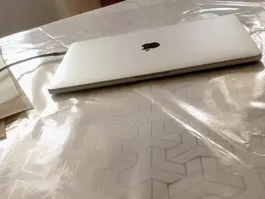 Laptop Apple MacBook Pro 2017 16GB Intel Core i7 SSD 1T