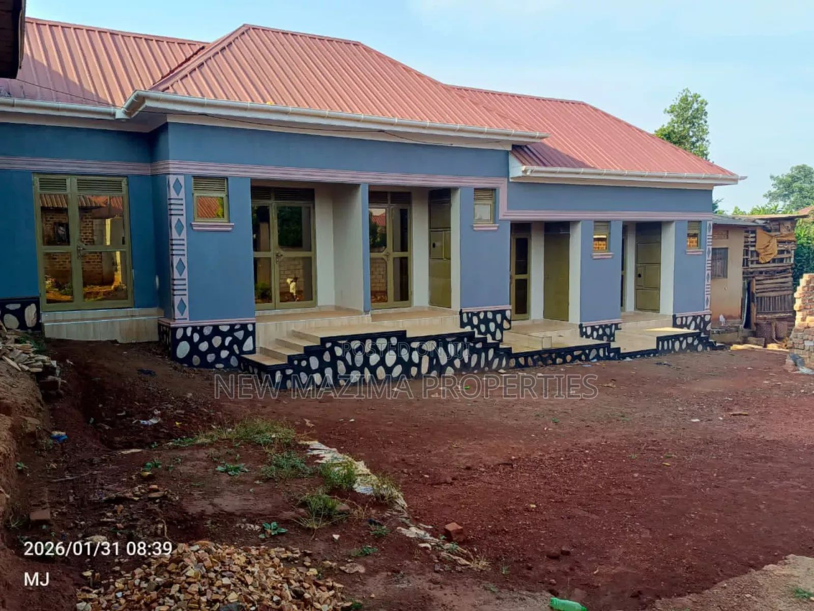 5bdrm House in Bulenga, Central Division for sale