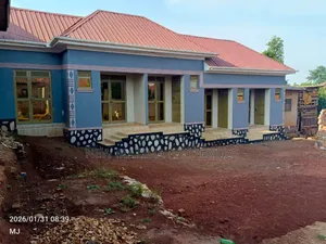 5bdrm House in Bulenga, Central Division for sale