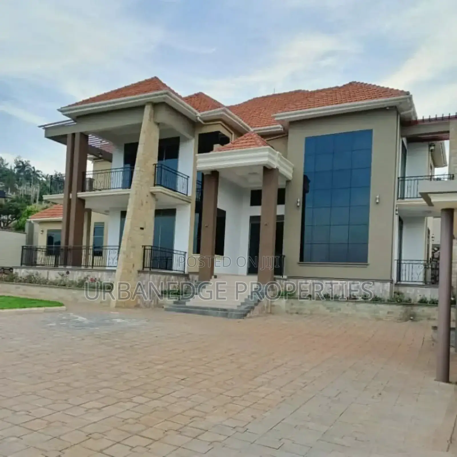6bdrm Mansion in Munyonyo, Central Division for rent