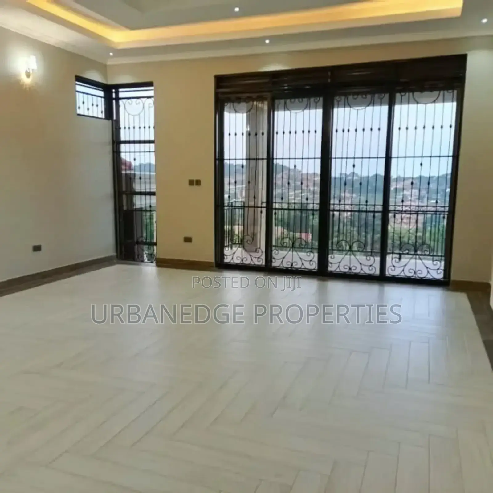 6bdrm Mansion in Munyonyo, Central Division for rent