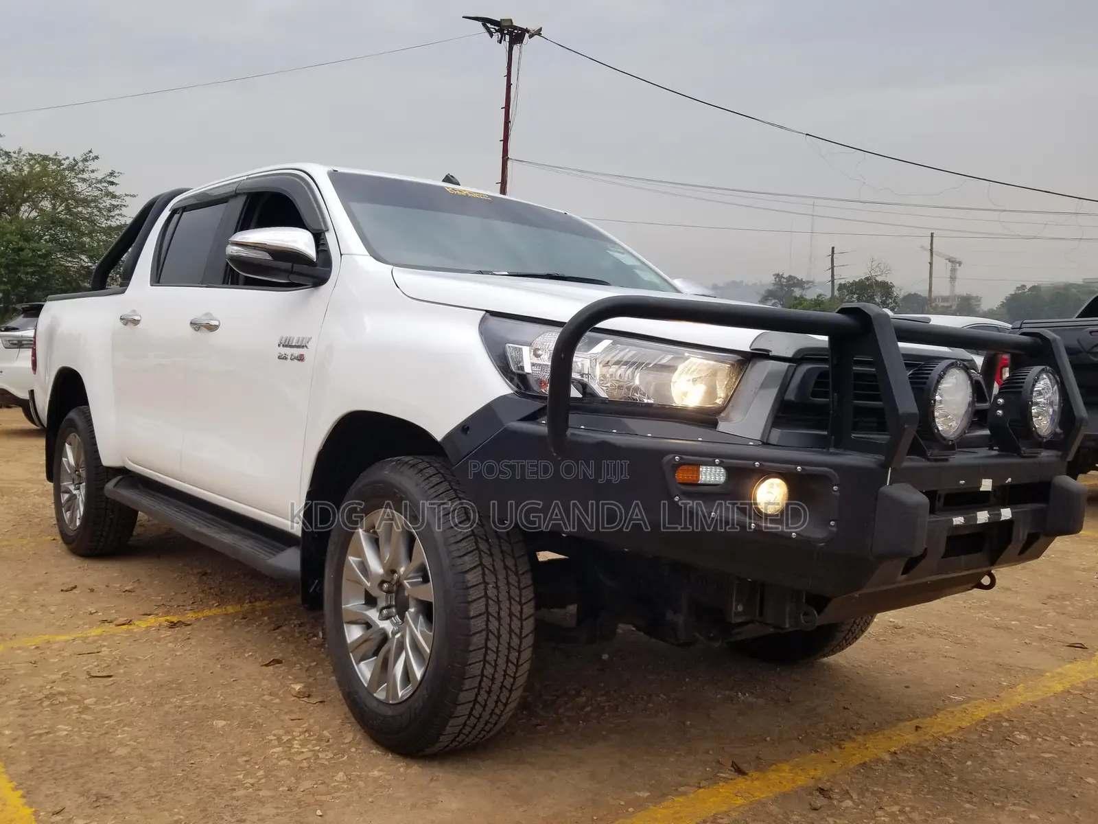 Toyota Hilux 2017 White