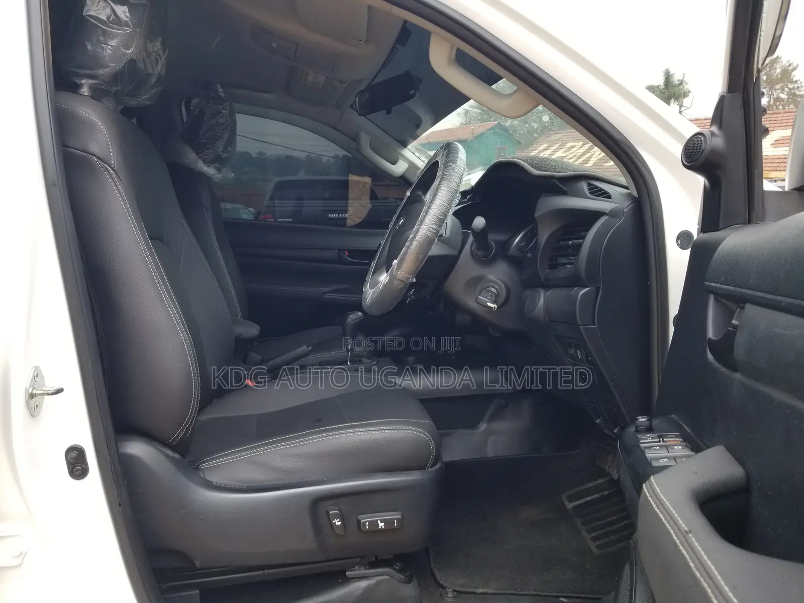 Toyota Hilux 2017 White