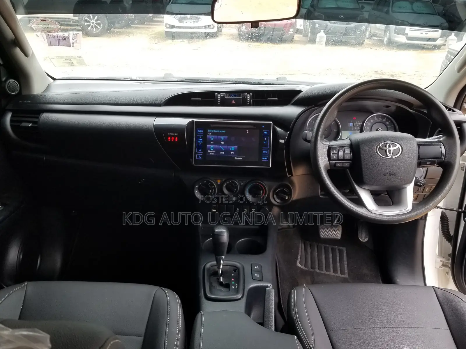 Toyota Hilux 2017 White