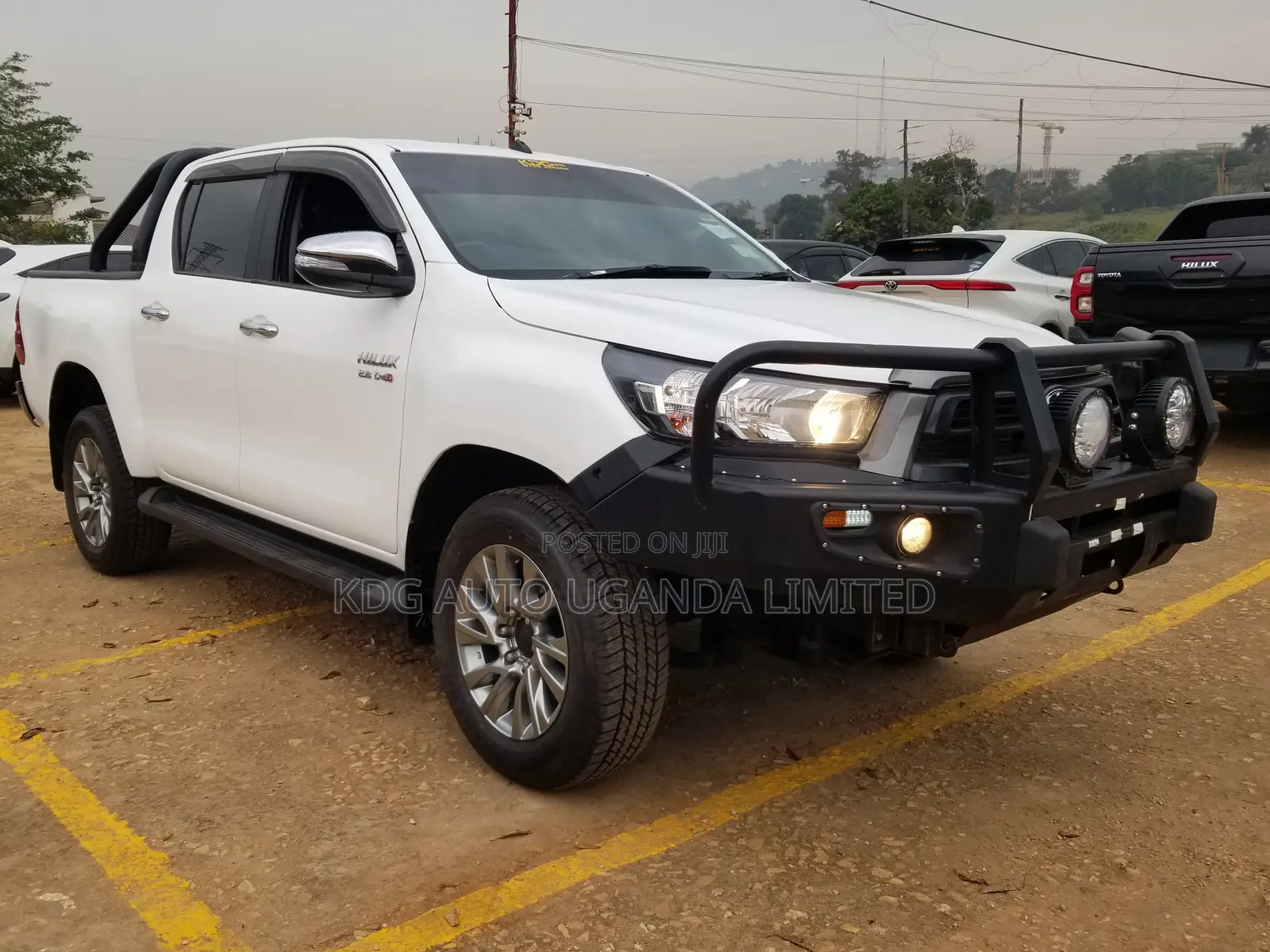 Toyota Hilux 2017 White