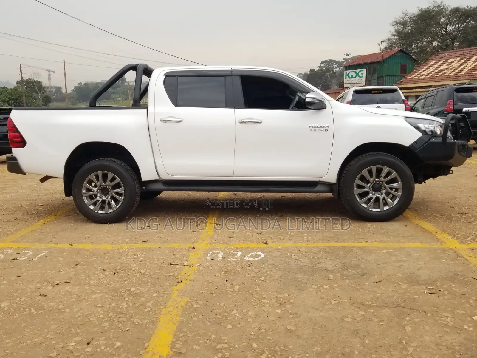 Toyota Hilux 2017 White