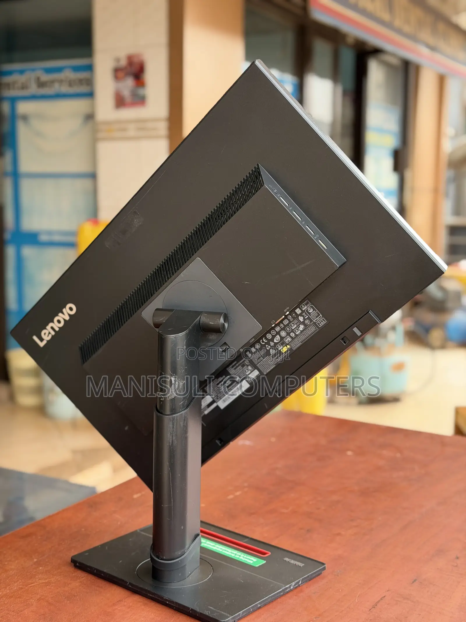 Monitor Lenovo 24.0 Inch Screen Ips Hdmi Vga Dp