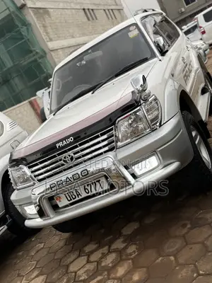 Toyota Land Cruiser Prado 2.7 5dr 2002 White