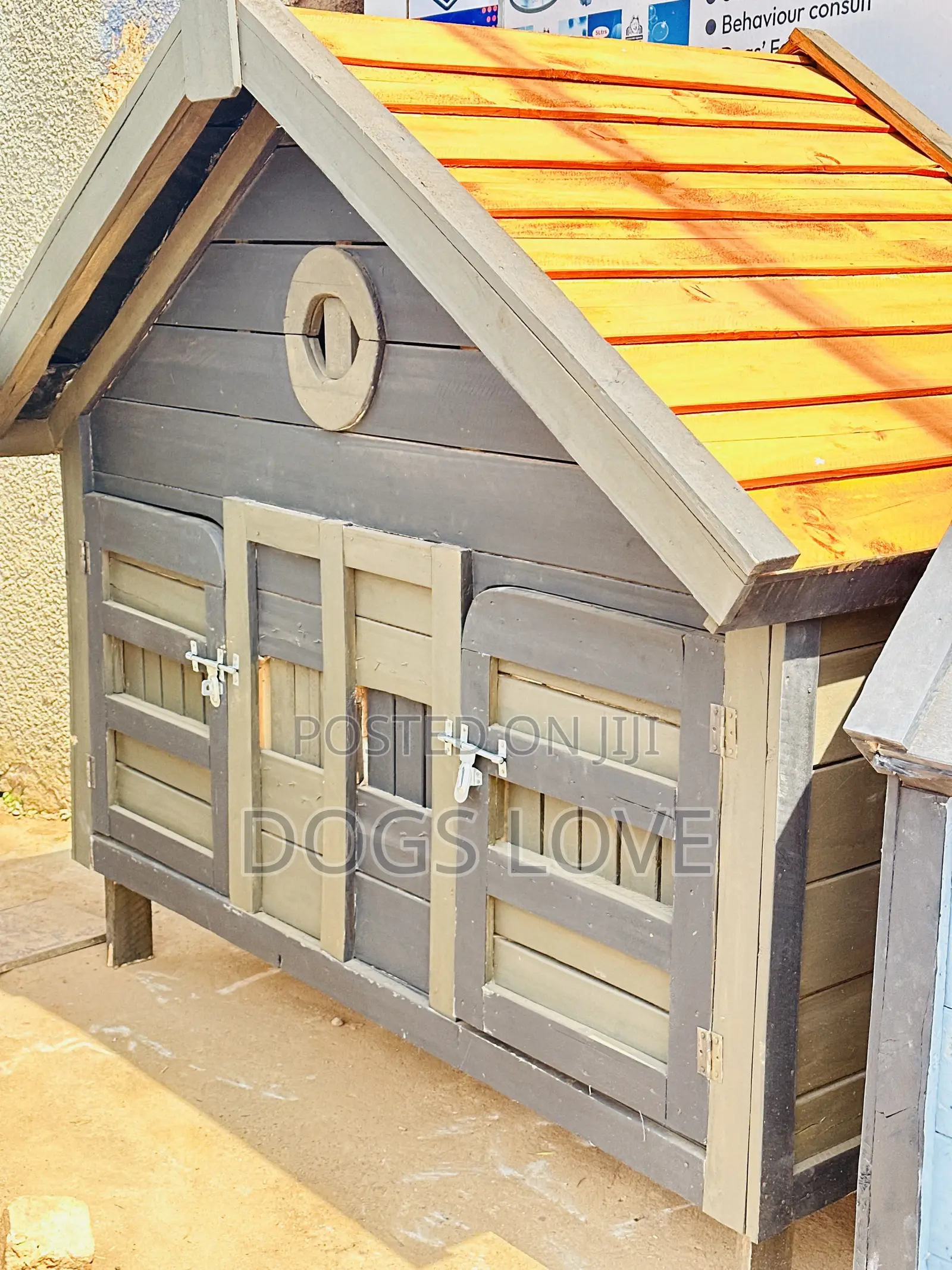 Kennels Double Doors
