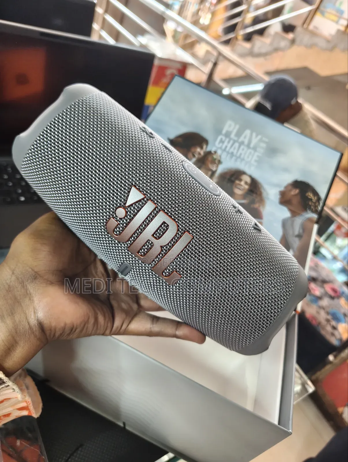 JBL Charge 5