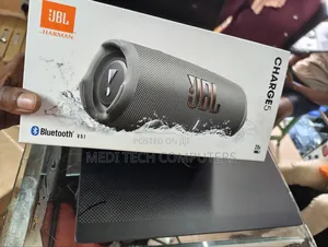 JBL Charge 5