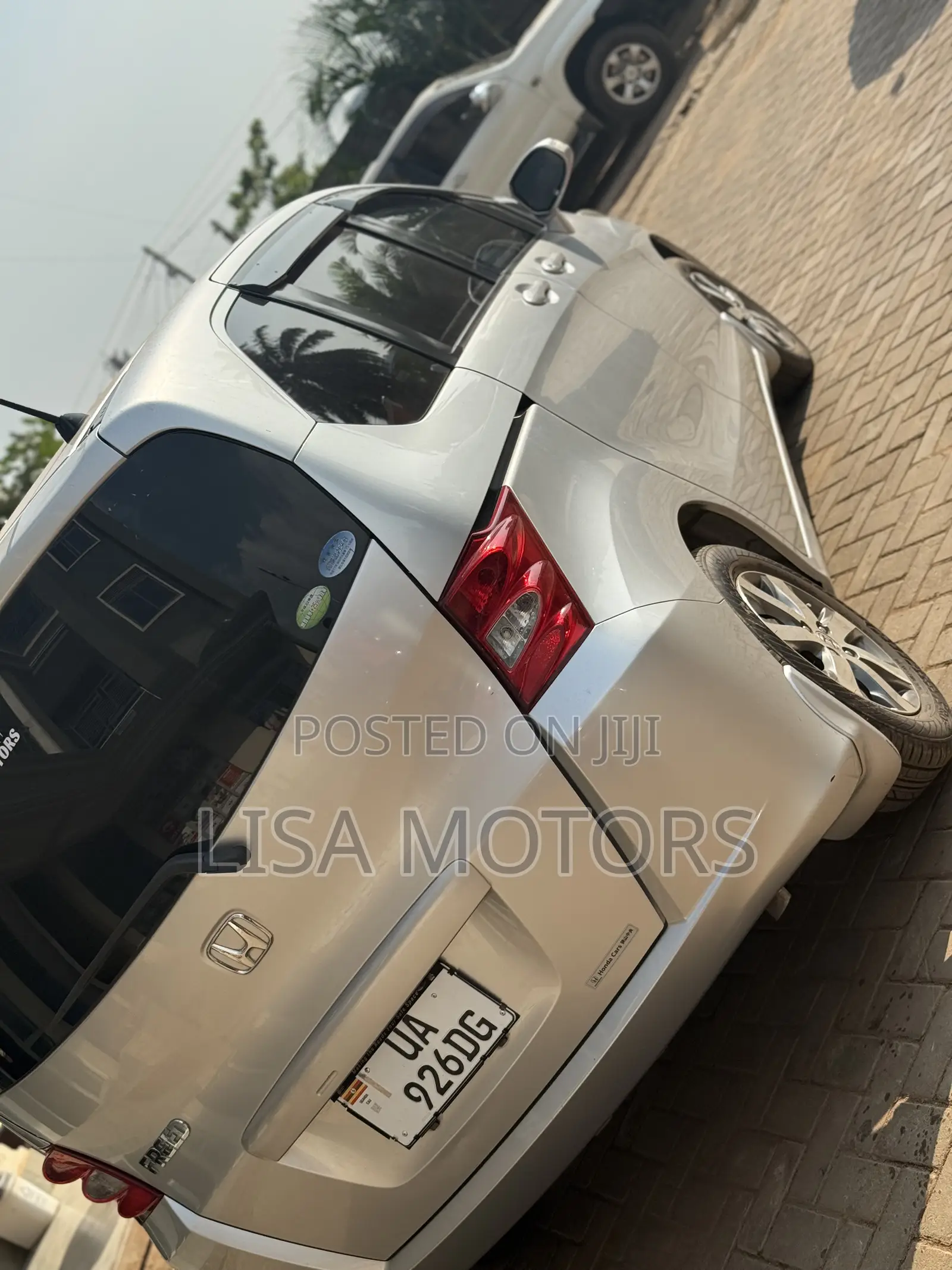 Honda Freed 2010 Silver