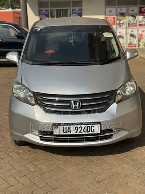 Honda Freed 2010 Silver