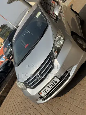 Honda Freed 2010 Silver