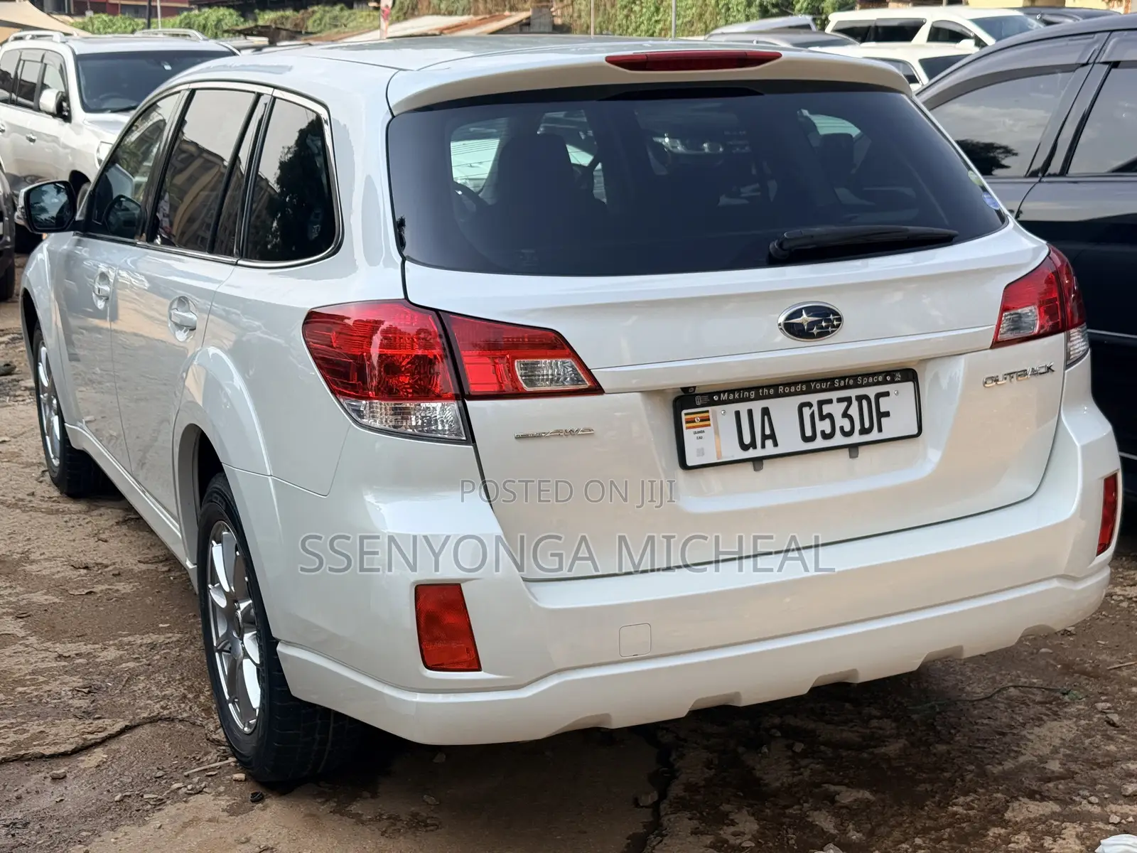 Subaru Outback 2011 White