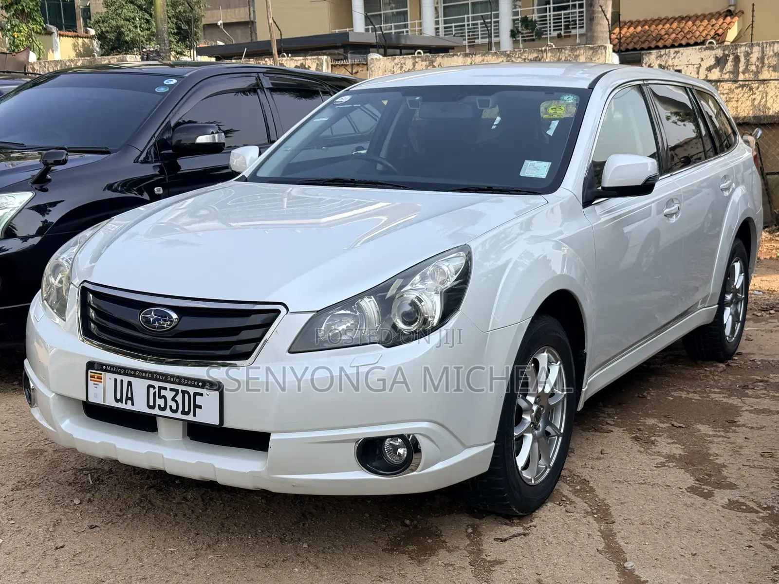 Subaru Outback 2011 White