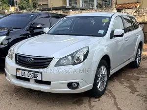 Subaru Outback 2011 White