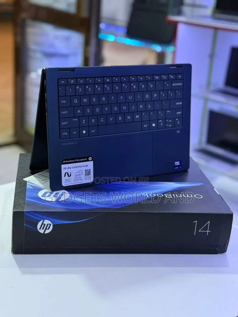 New Laptop HP OmniBook Ultra Flip 14" 16GB Intel Core Ultra 7 SSD 1T