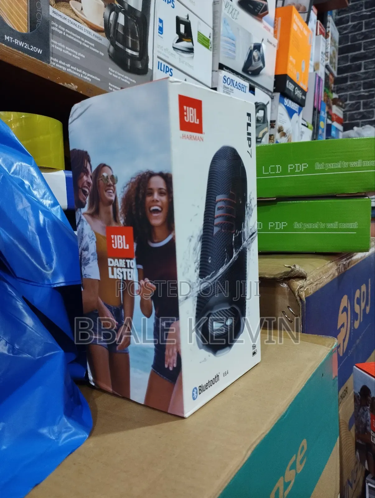 JBL Flip 6 Portable Bluetooth Speaker