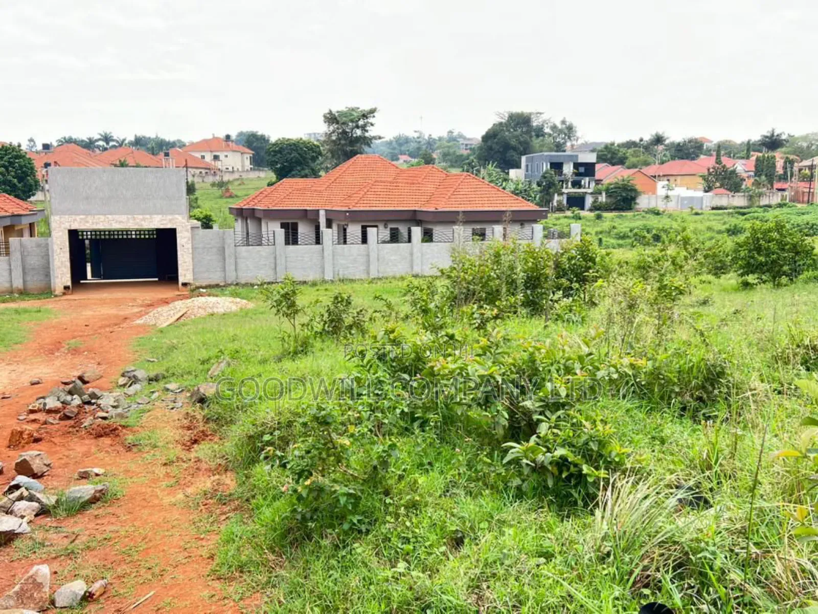 15 Decimals Plot of Land in Kira Mulawa