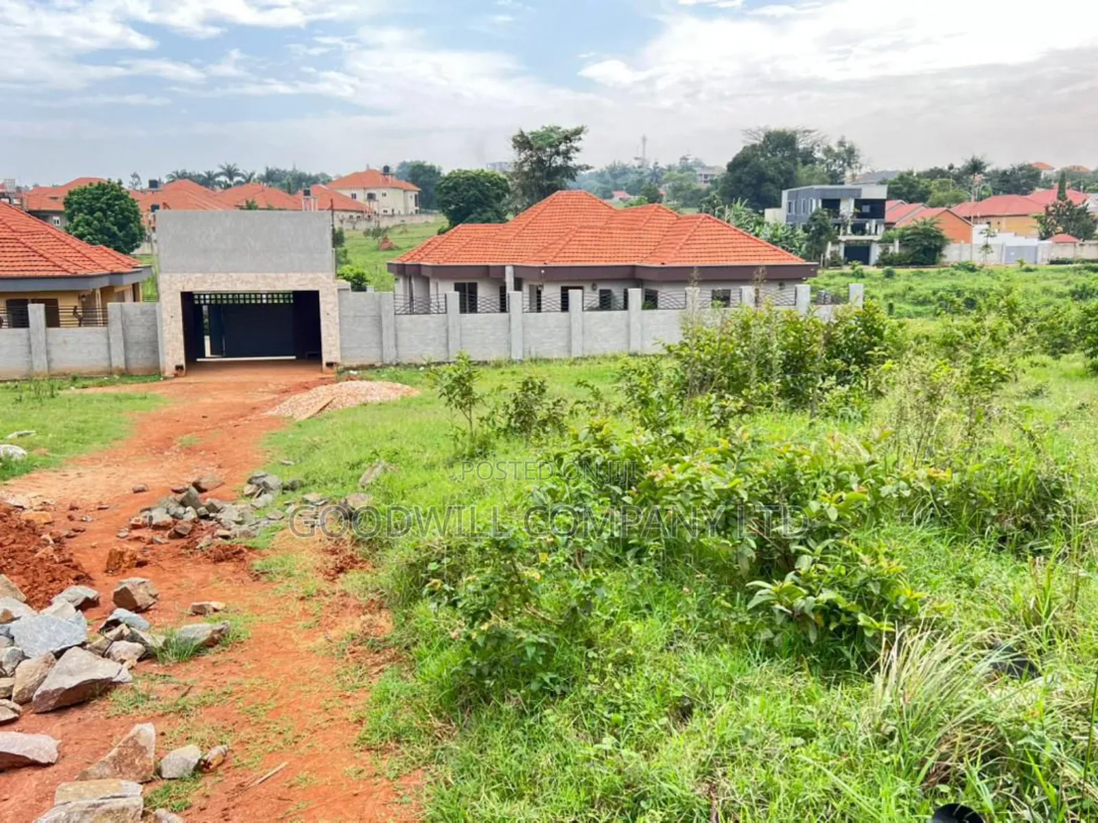 15 Decimals Plot of Land in Kira Mulawa