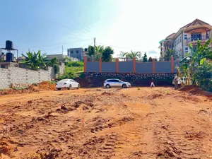 Manyangwa 30 Decimals for Sale With Private Mailo Land Title